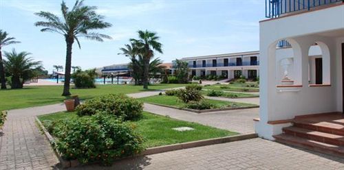 Hotel Club Santa Sabina Torre Santa Sabina Eksteriør bilde